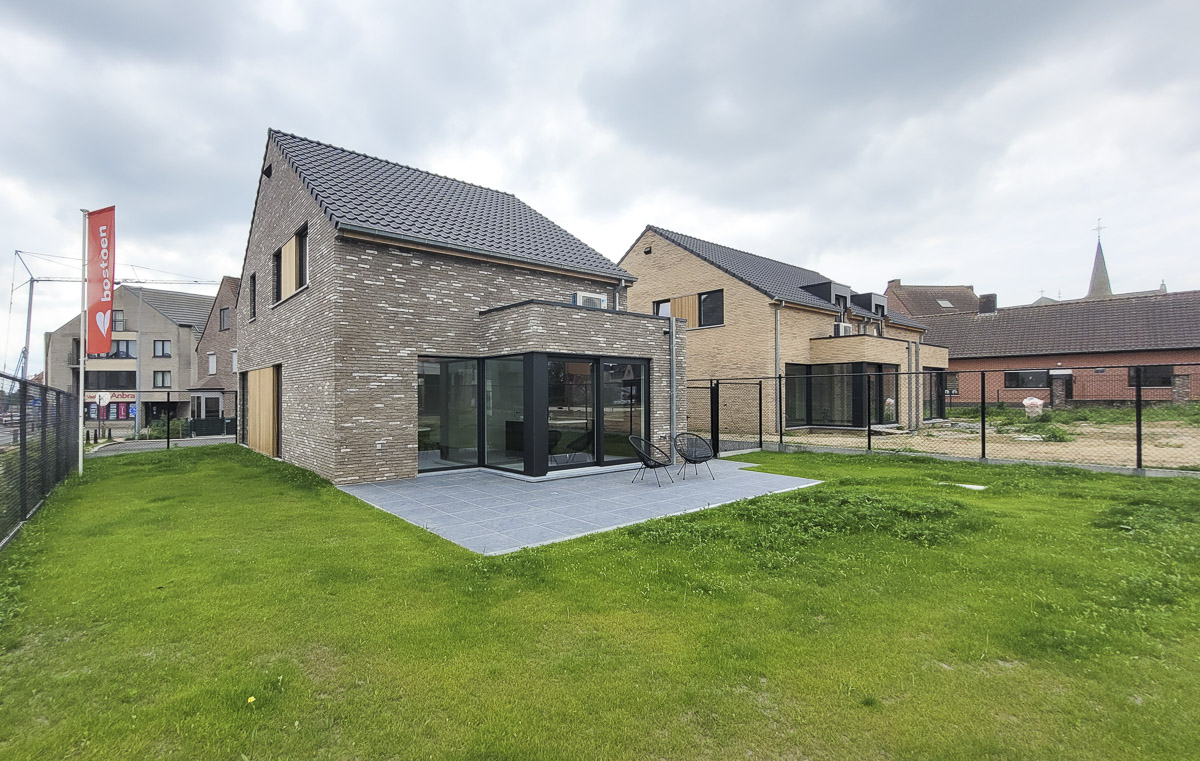 Bostoen RivaHof Dentergem stijlvolle kijkwoning tuin