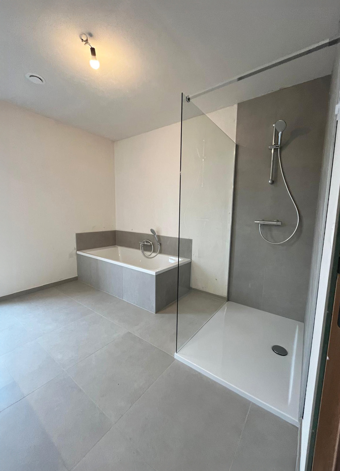 Bostoen Nieuwbouwwoning Tielt-Winge FruitHof Badkamer Instapklaar